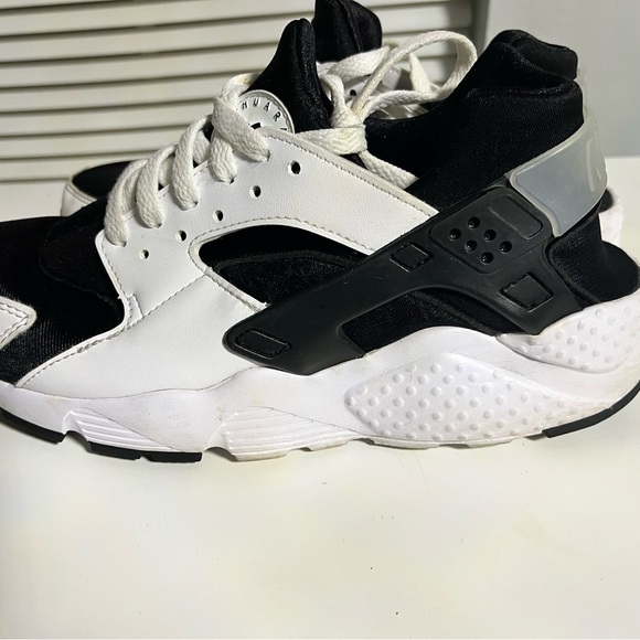 Nike Huaraches Run (GS) - Picture 12 of 12